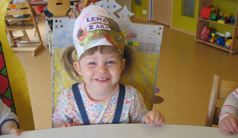 Lena 2 ára