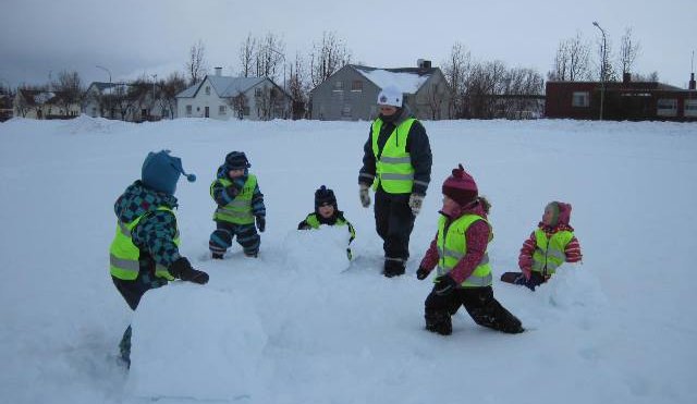 2009 börnin í útikennslu