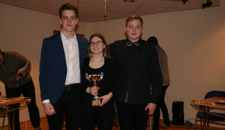 Spurningakeppni eldra stigs