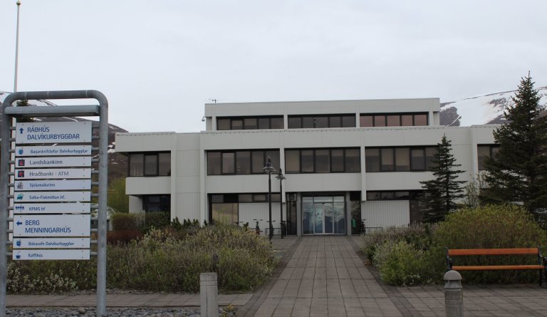 Nýir starfsmenn og tímabundnar breytingar á fræðslu- og menningarsviði