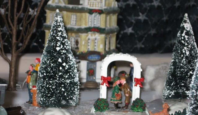 Íbúar jólaþorpsins fluttir inn