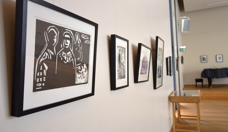 Einstök sýningin á grafíkverkum eftir Jón Engilberts í Bergi menningarhúsi