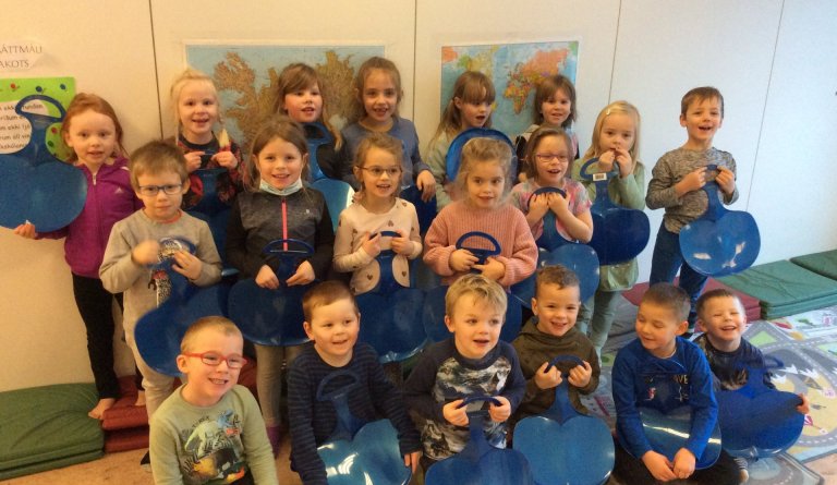 Arion banki gefur leikskólum Dalvíkurbyggðar gjöf