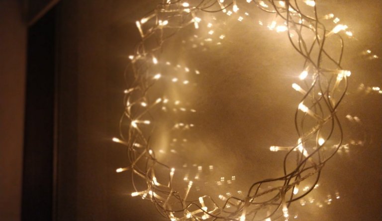 Skólahald fellur niður á morgun