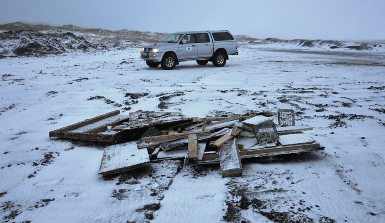 Rusl í óskilum –hundaskítur og fleira