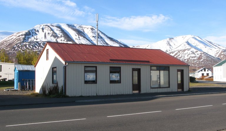 Umhverfis- og tæknisvið Dalvíkurbyggðar óskar eftir tilboði í niðurrif á fasteigninni Skíðabraut 2, …