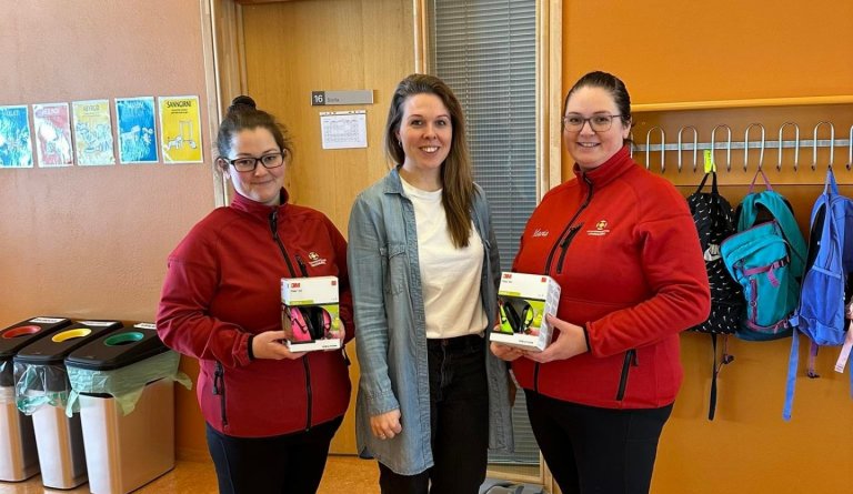 Gjöf frá Slysavarnarfélaginu