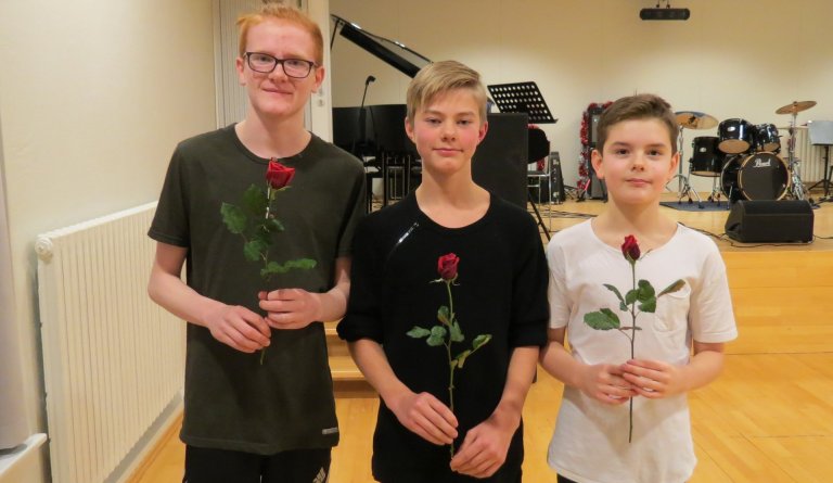 Söngkeppni félagsmiðstöðvarinnar