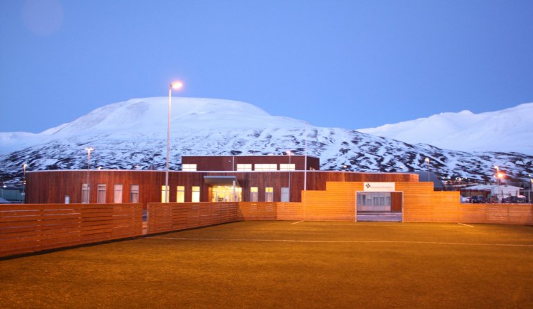 Dalvíkurskóli leitar að stærðfræðikennara á mið- og unglingastigi.