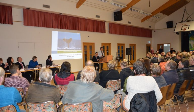 Íbúafundur vegna áforma fyrirtækisins TS shipping um niðurrifs- og endurvinnslustöð skipa á Hauganes…