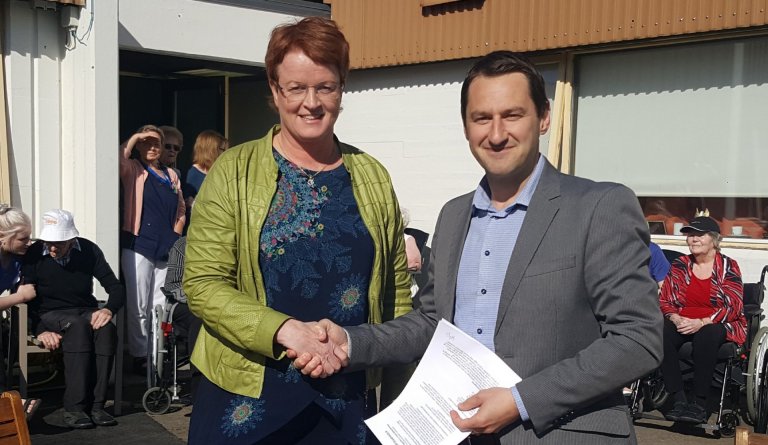 Undirritun málefna- og samstarfssamnings B-lista og D-lista