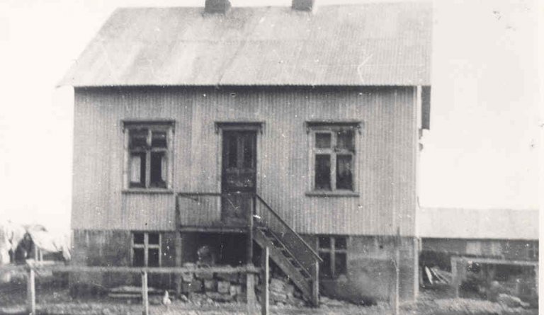 Hús vikunnar - Vallholt (Skíðabraut 5)